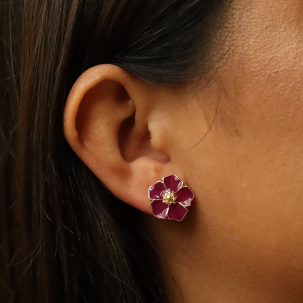 Brinco Mini Flor – Pintado à Mão com Banho Cataforético - Imagem 2